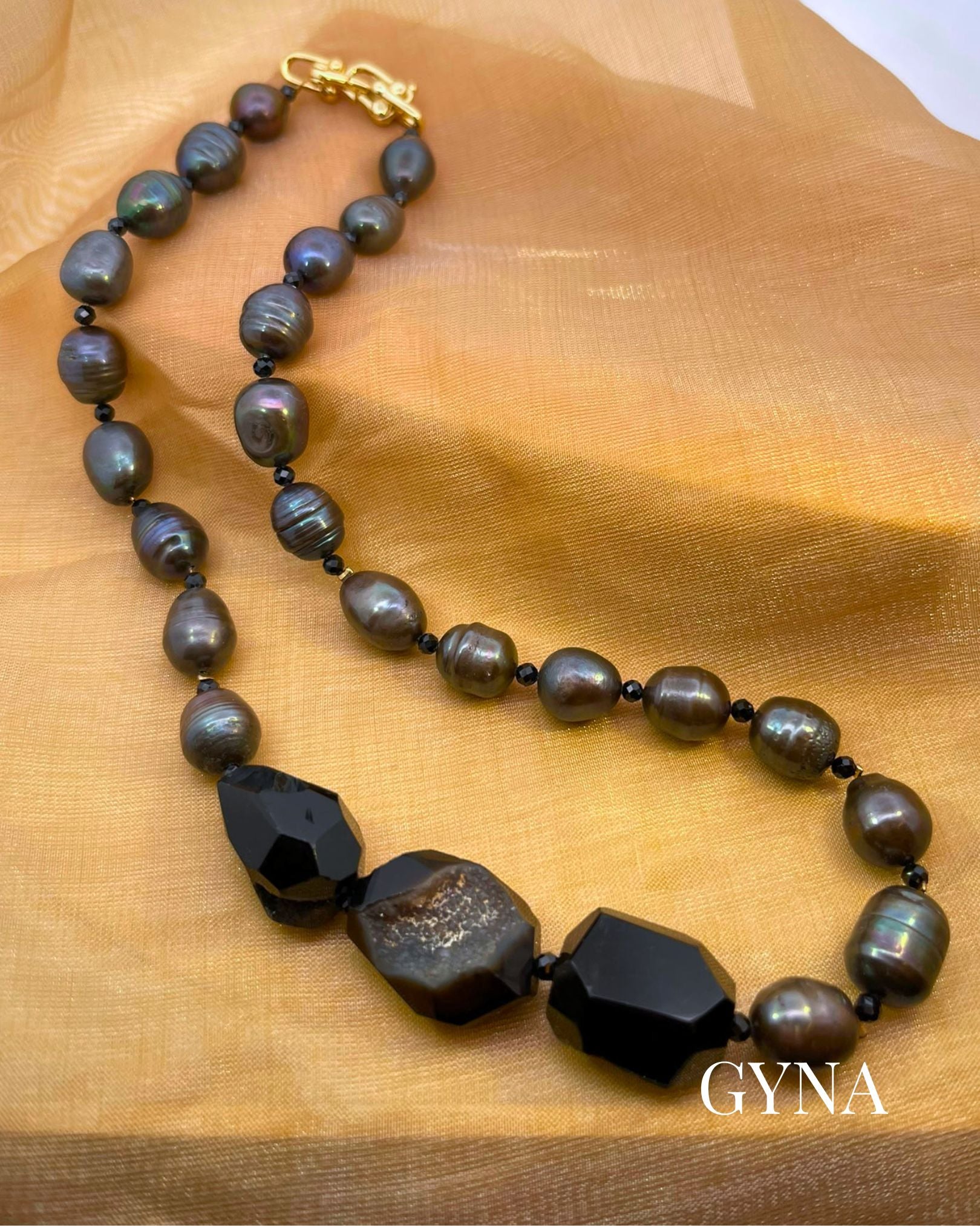 Gyna - Necklace